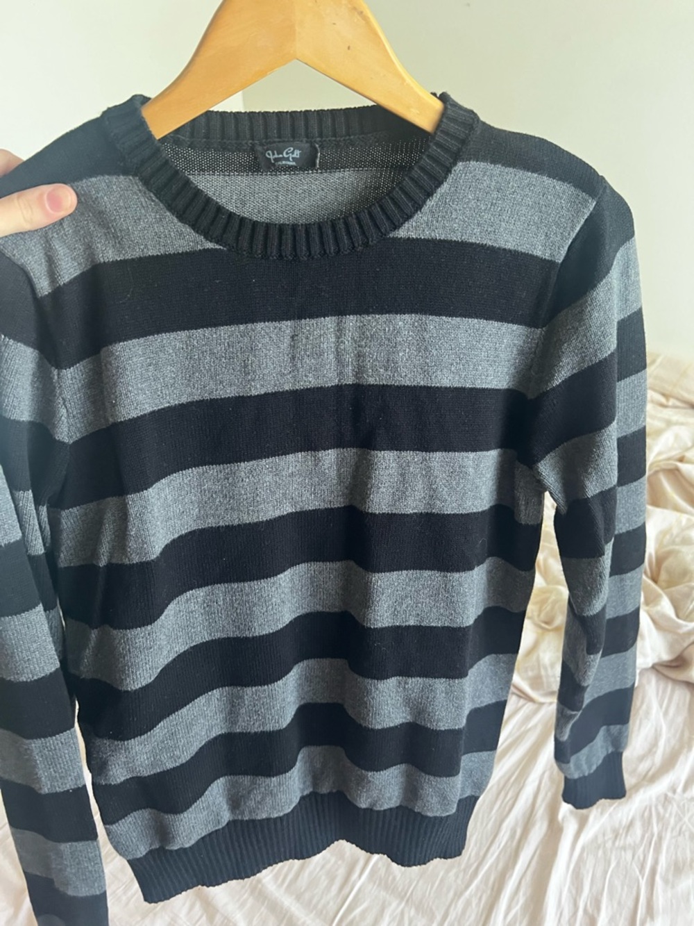 Brandy Melville Black and Gray Striped Crewneck Sweater